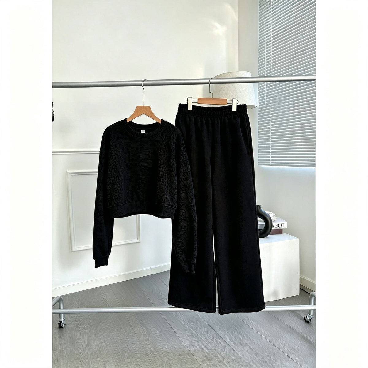2969# A 3D SIlver Sport Sweatshirt And Pants Set