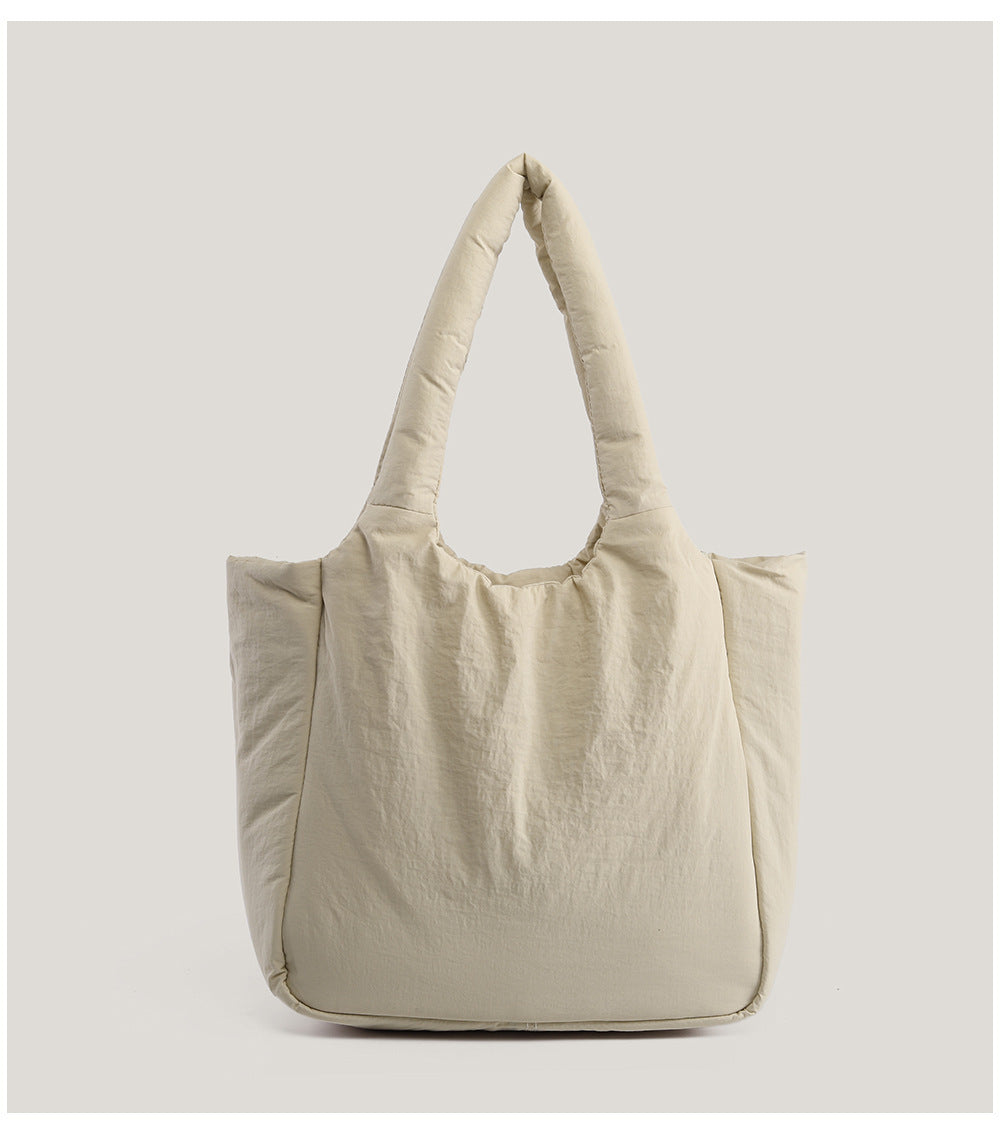 1656# A Unisex Outdoor Bag