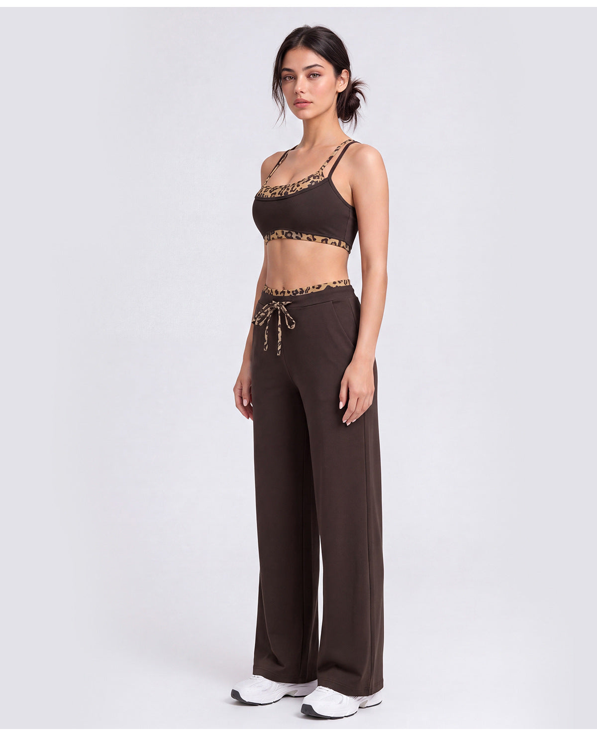 2776# A Women Bra or Pants