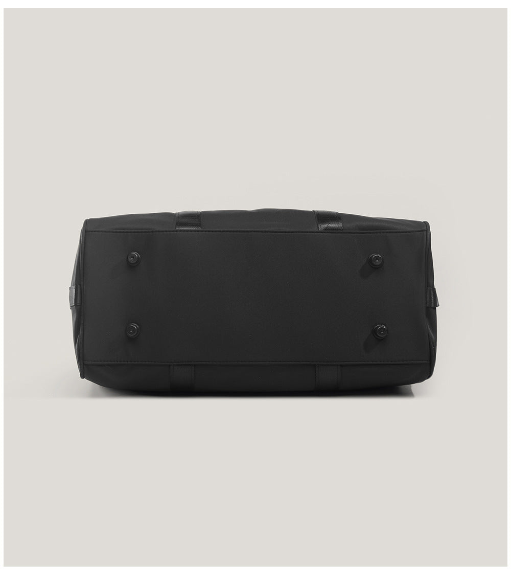 1720# A Unisex Travel Bag