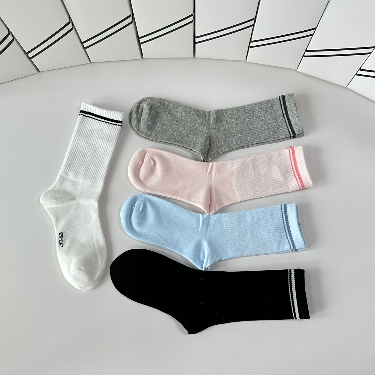 1803# A Unisex Socks 5Pairs/lot