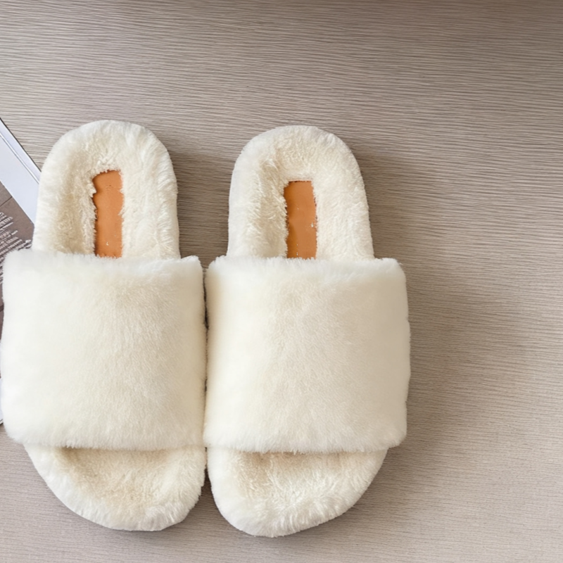 E6540# Wool Slipper