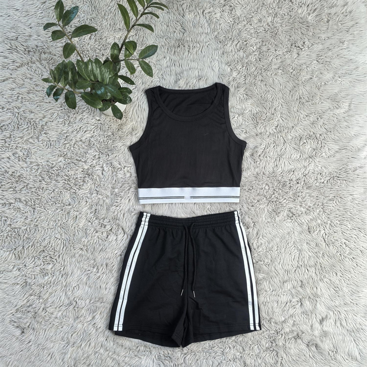 2439# A Women Yoga Bra Shorts Set