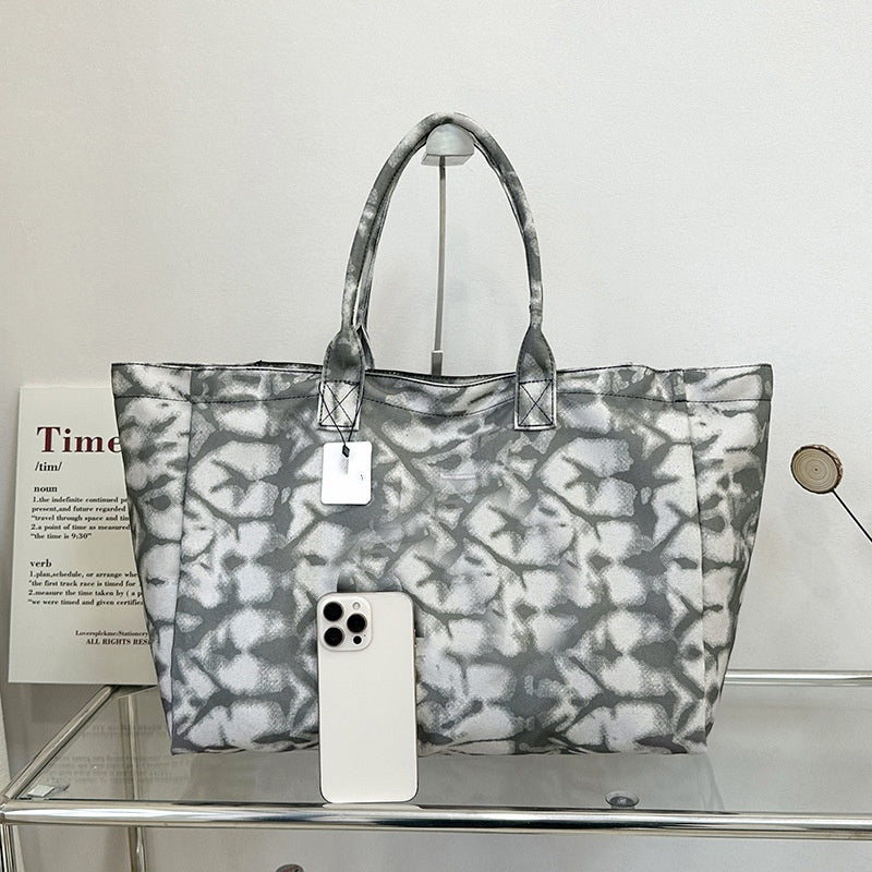 1798# A Women Bag