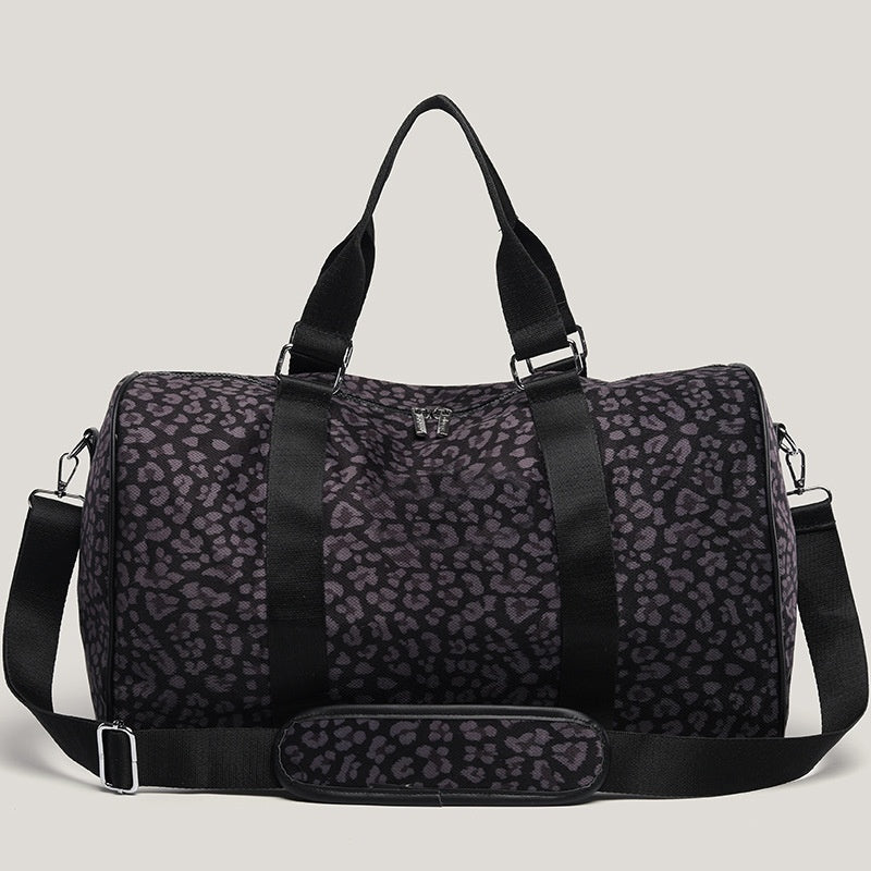 1808# A Large Capacity Bag