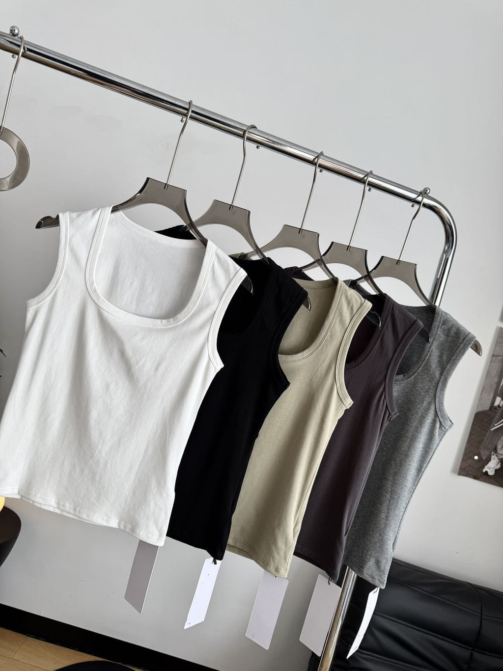 2059#A Women Tank
