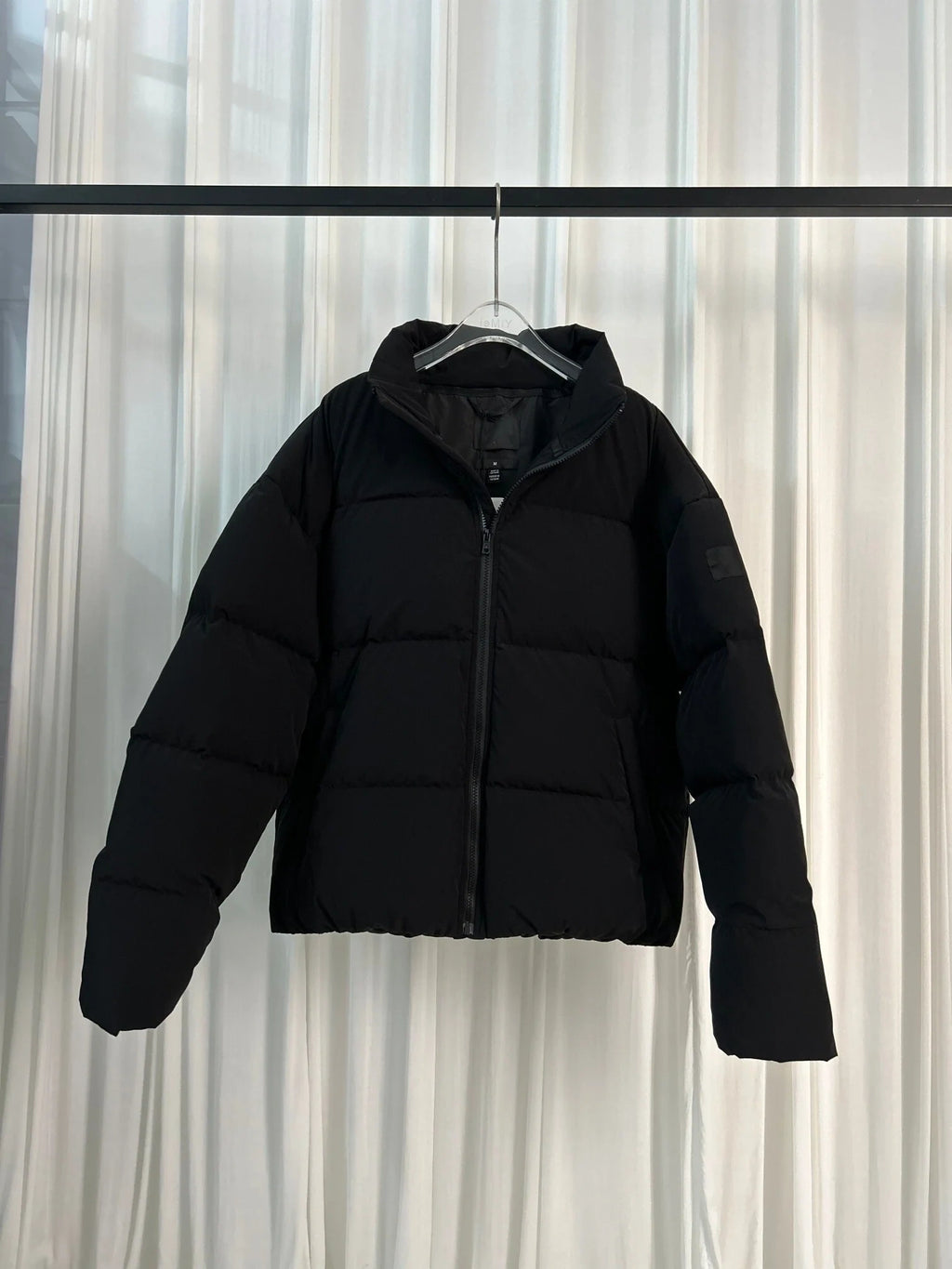 1576# A  Unisex Down Coat