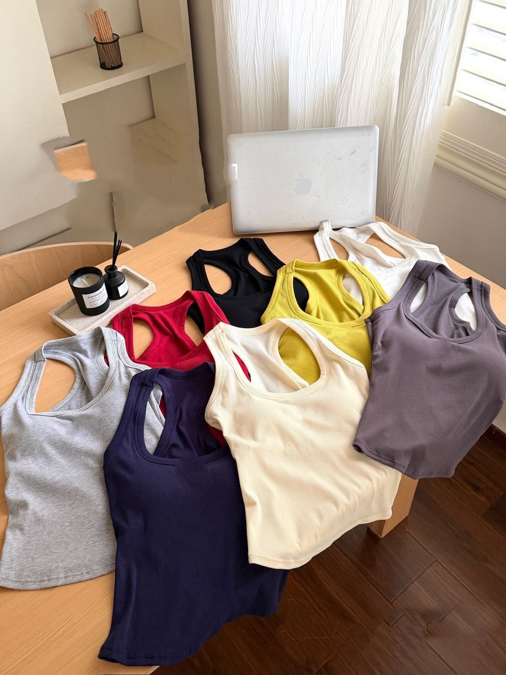 2459# A Women Yoga Vest