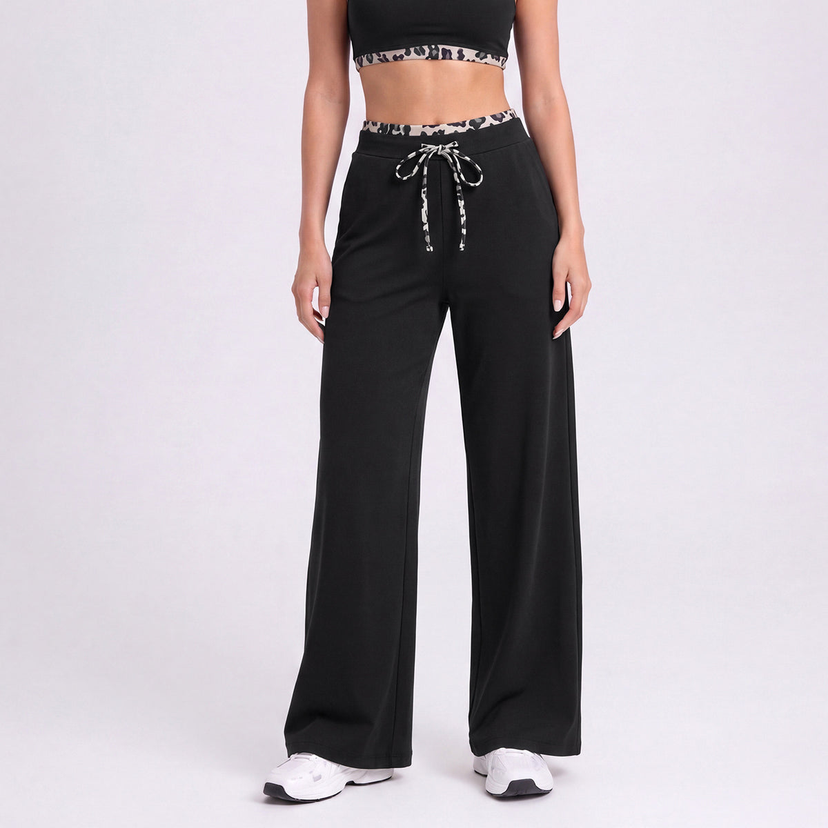 2776# A Women Bra or Pants