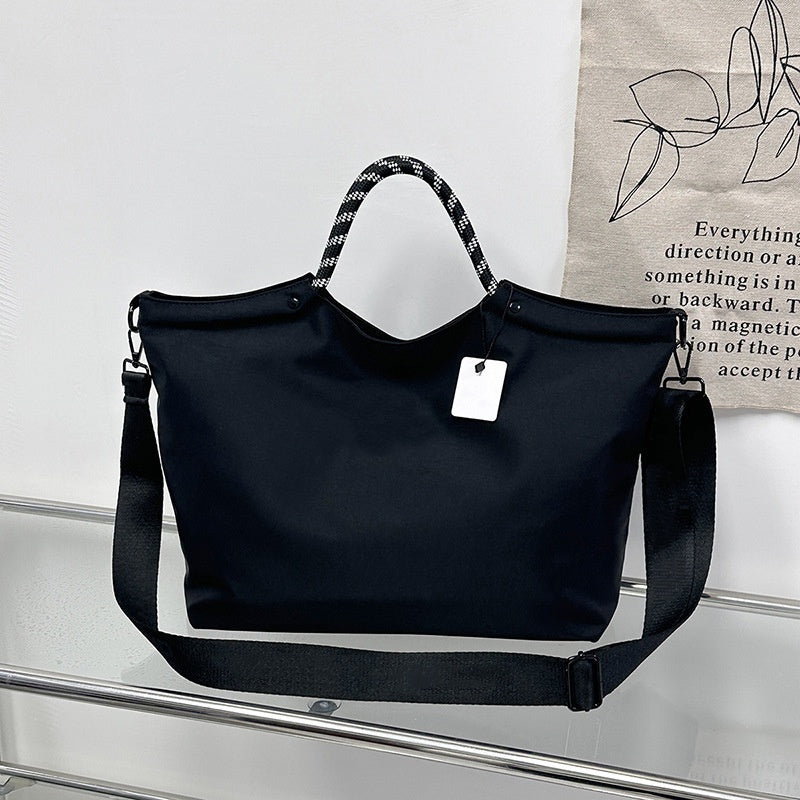 1911# A Women Bag