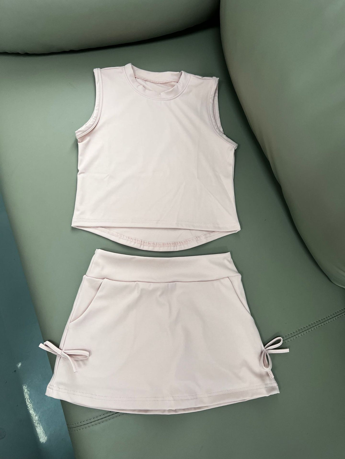 2118# A Kids Tank Skirts Set