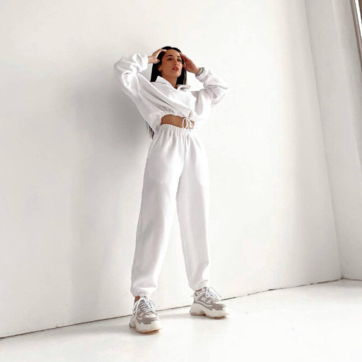 1695# A 3D Silver Women Sport Set