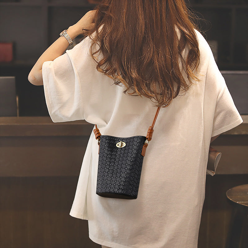 L6407#  Phone Bag