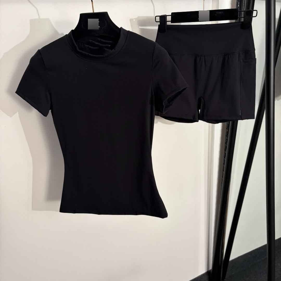 2417# A Women Shirts Shorts Set