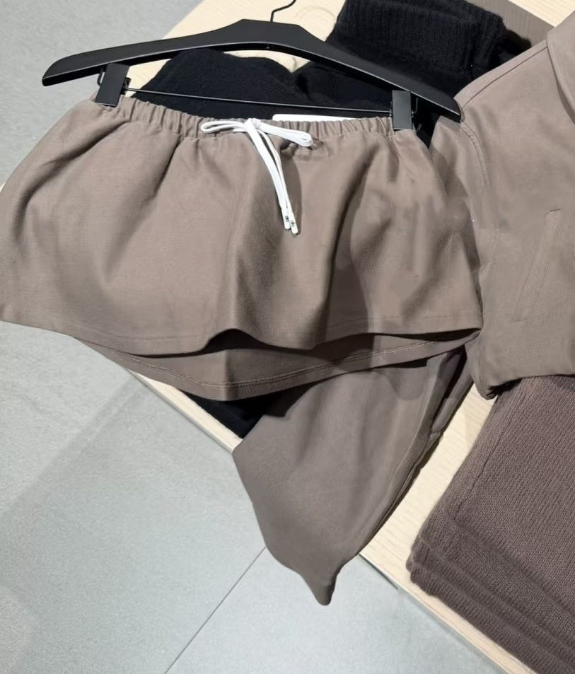 2056#A Women Jacket or Skirts