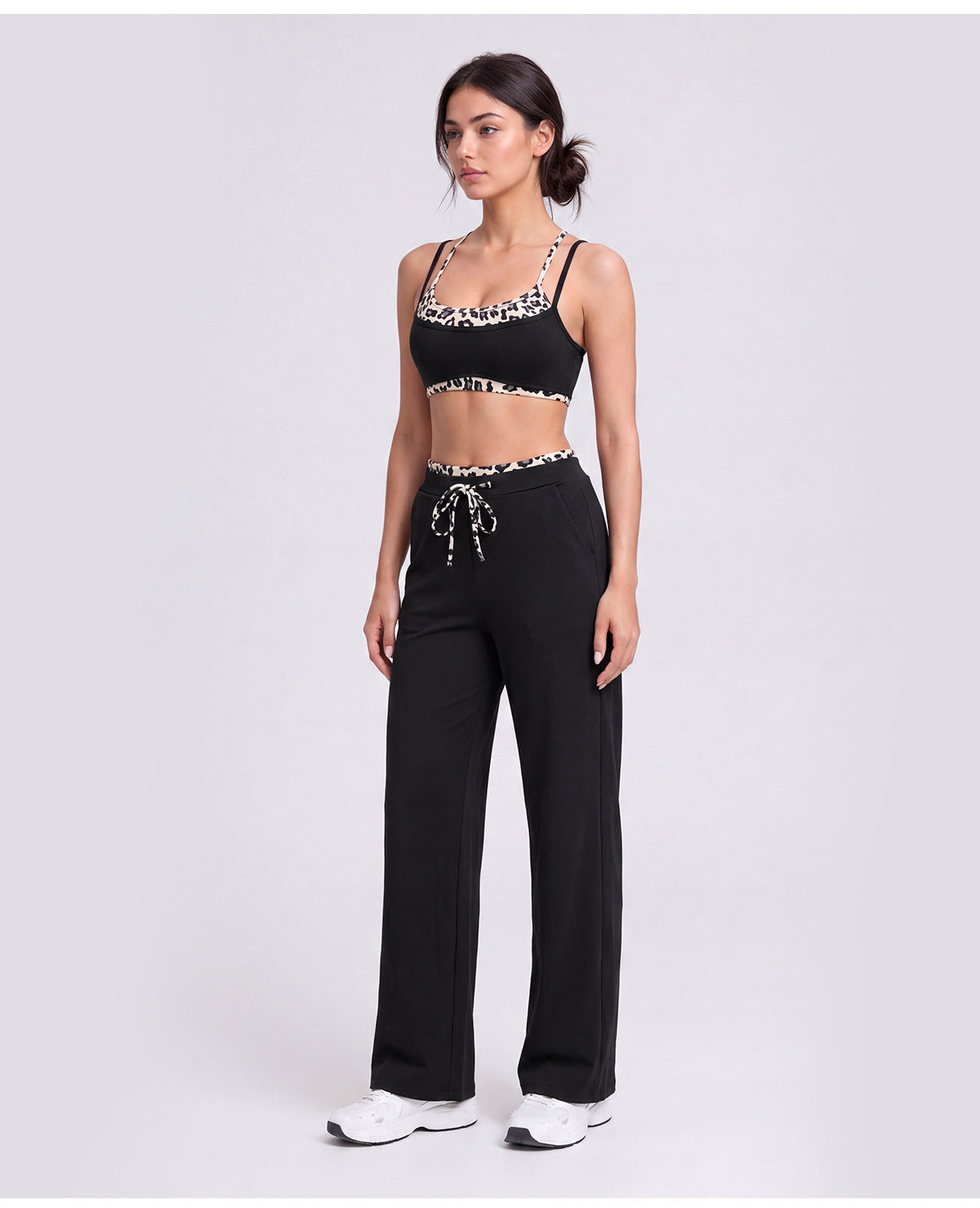 2776# A Women Bra or Pants
