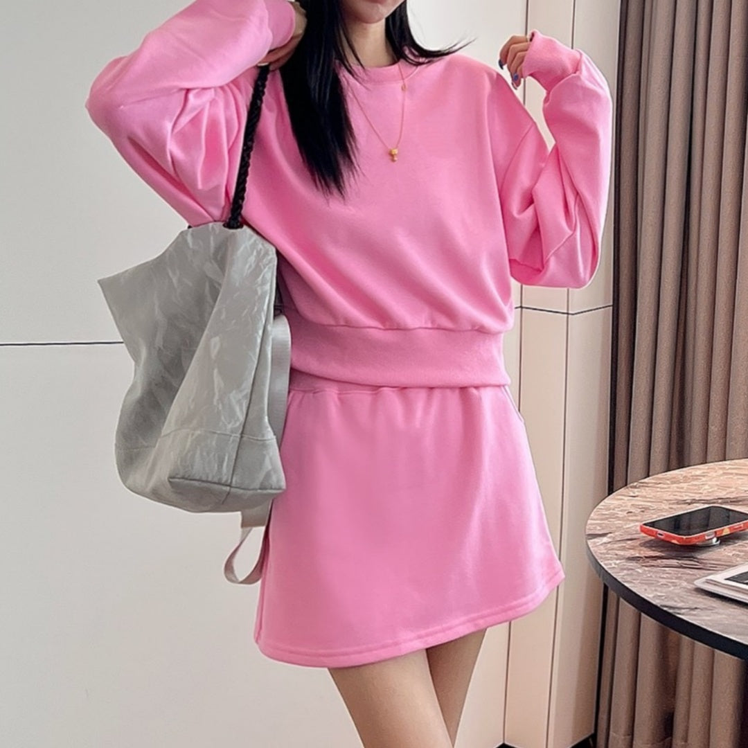 2557#A Women Sweatshirts or Skirts
