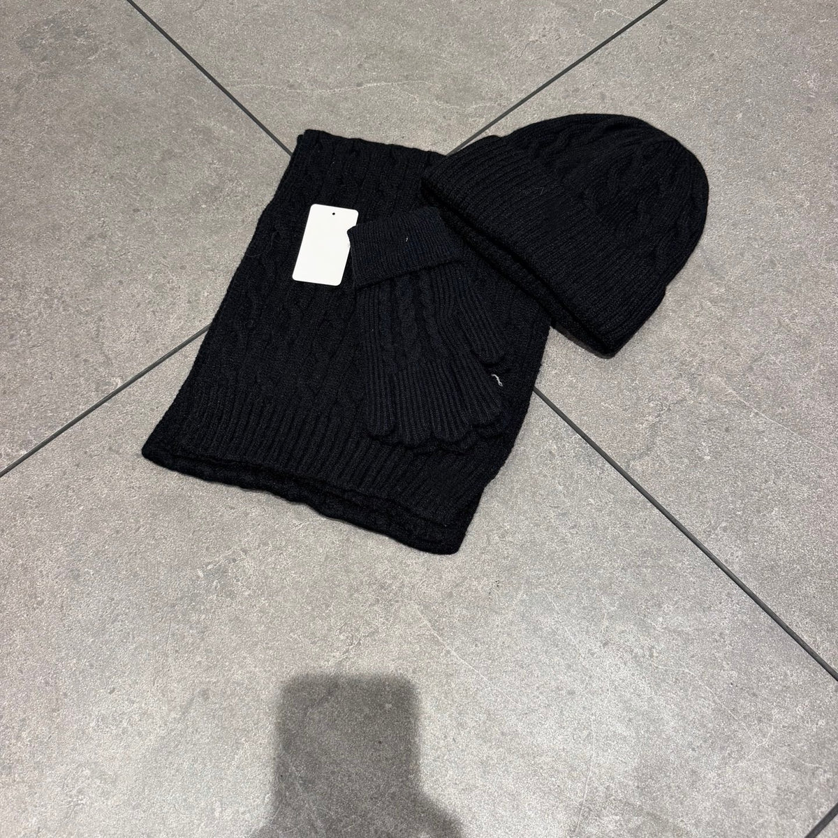 L6786#  XY Unisex Knitted Hat Scarf Glove Set