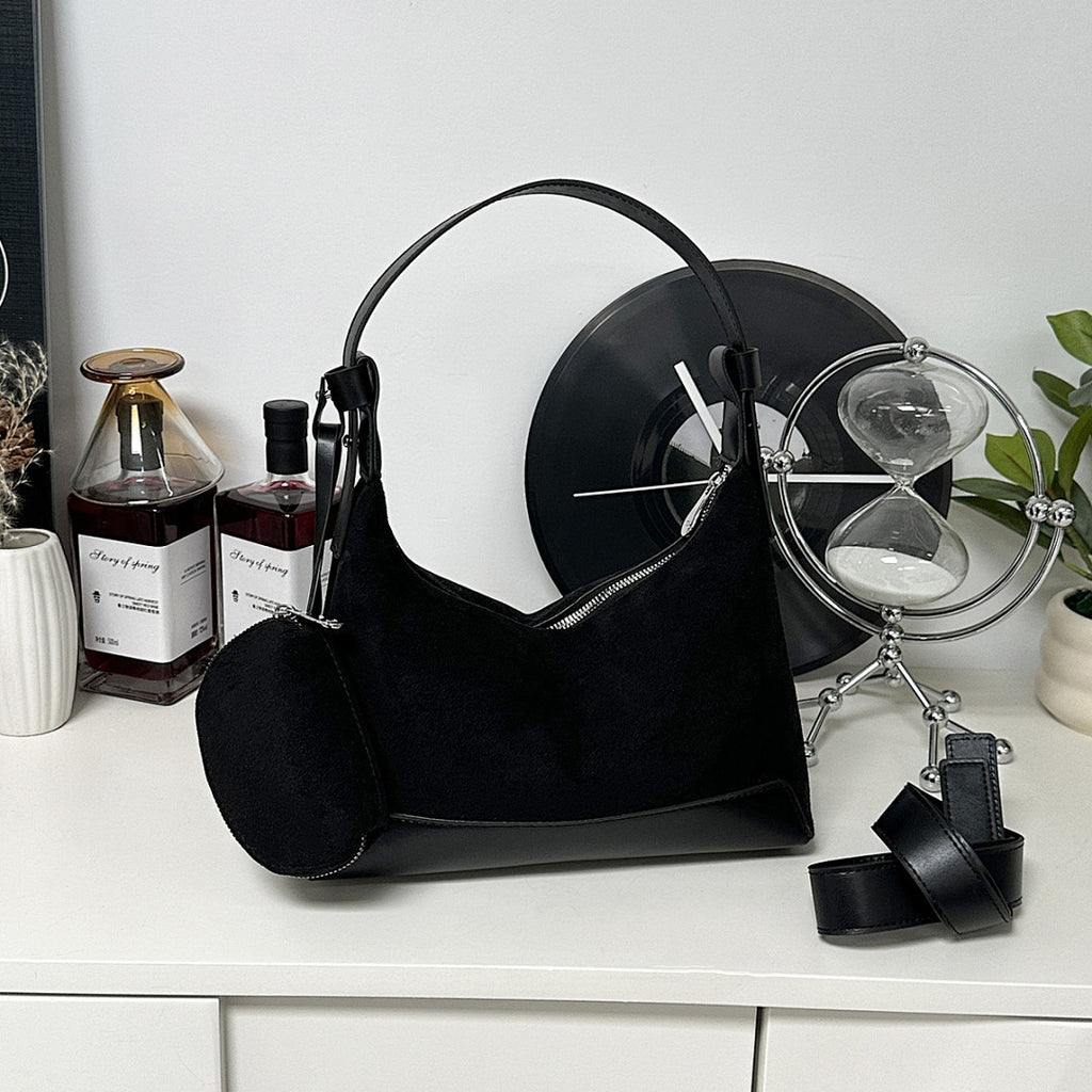 1895# A Women Bag