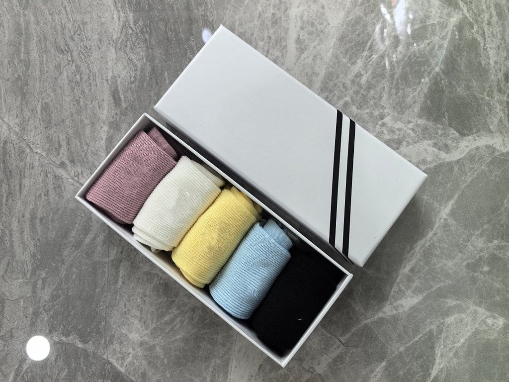 2206# KAKA A Unisex Socks 5pairs/lot