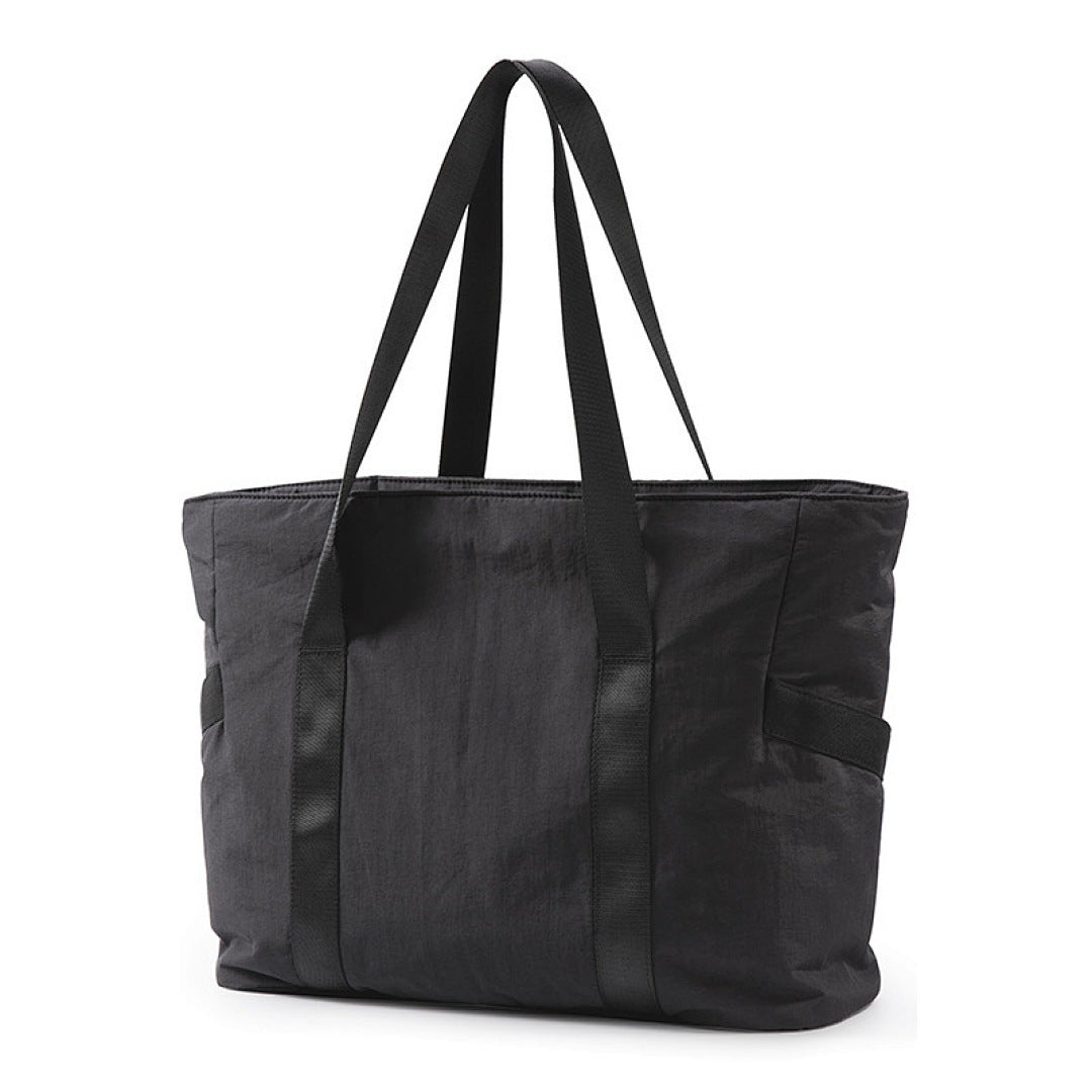 1893# A Women Large-Capacity Travel Bag