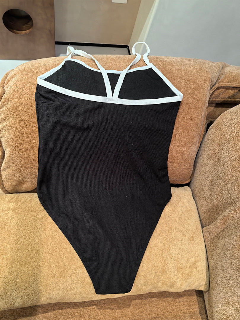 1846# A Women Swimwear