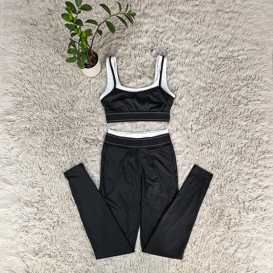 2368# A Women Bra Pants Set