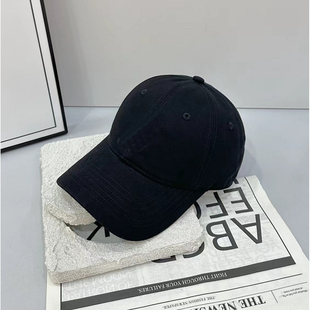 1883# A Women Baseball Cap