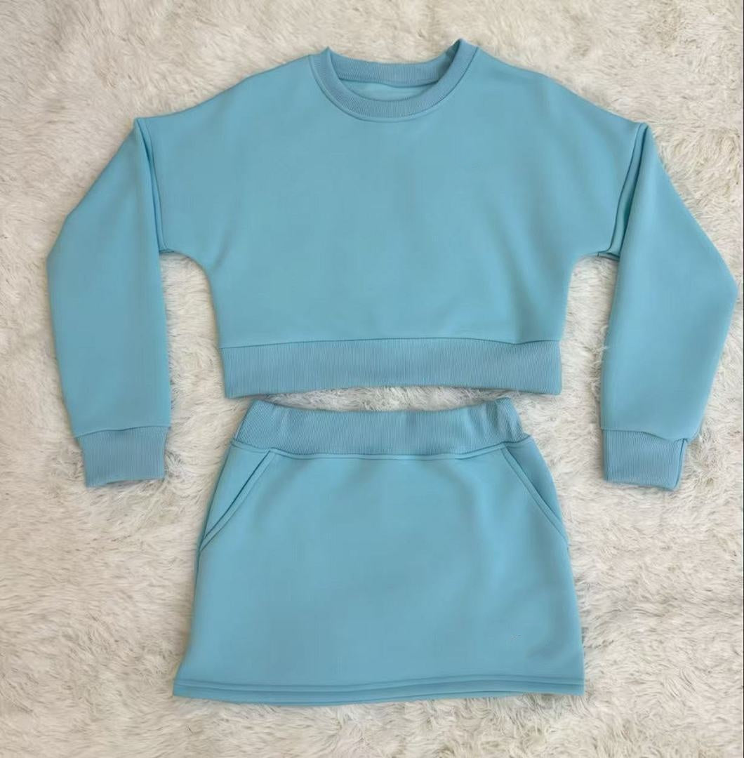 2014# A Women Pullover Skirts Set