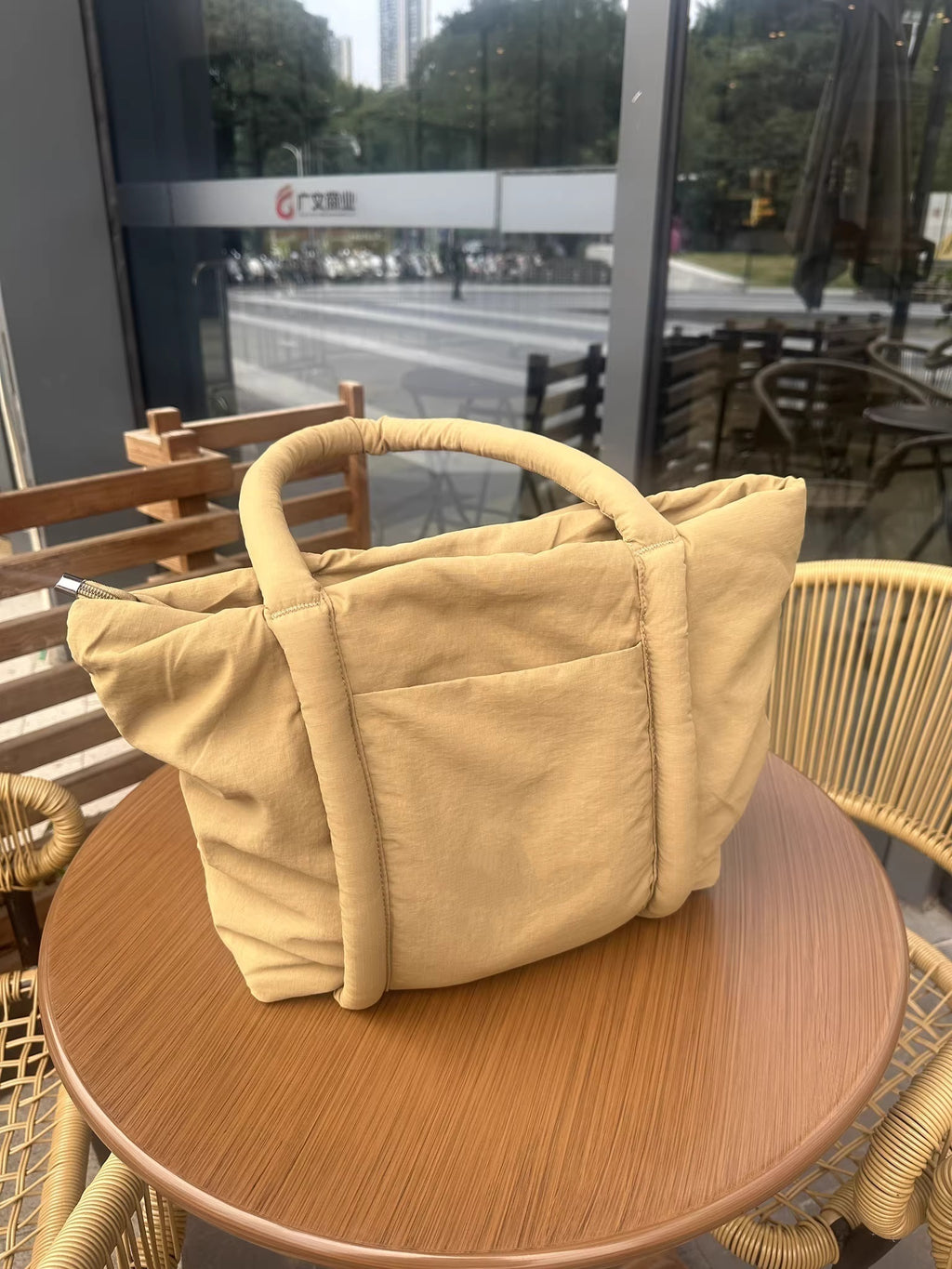 1789# A Unisex Bag
