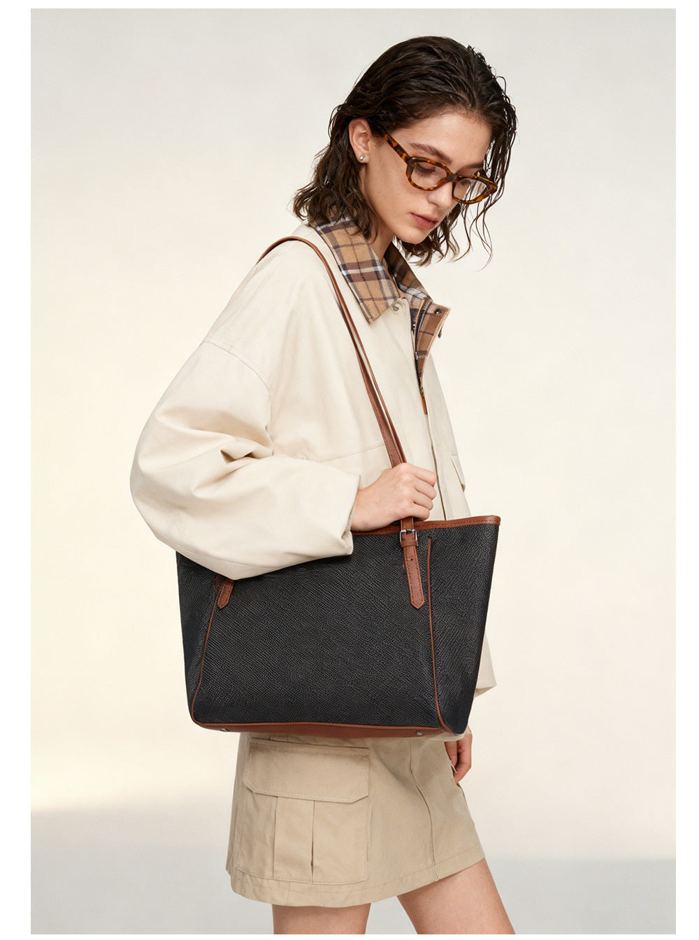 2089#A Women Tote Bag