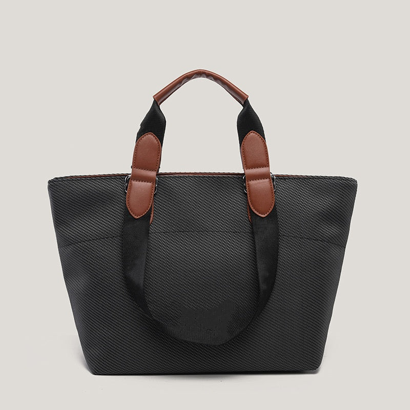 1731# A Women Hand Bag
