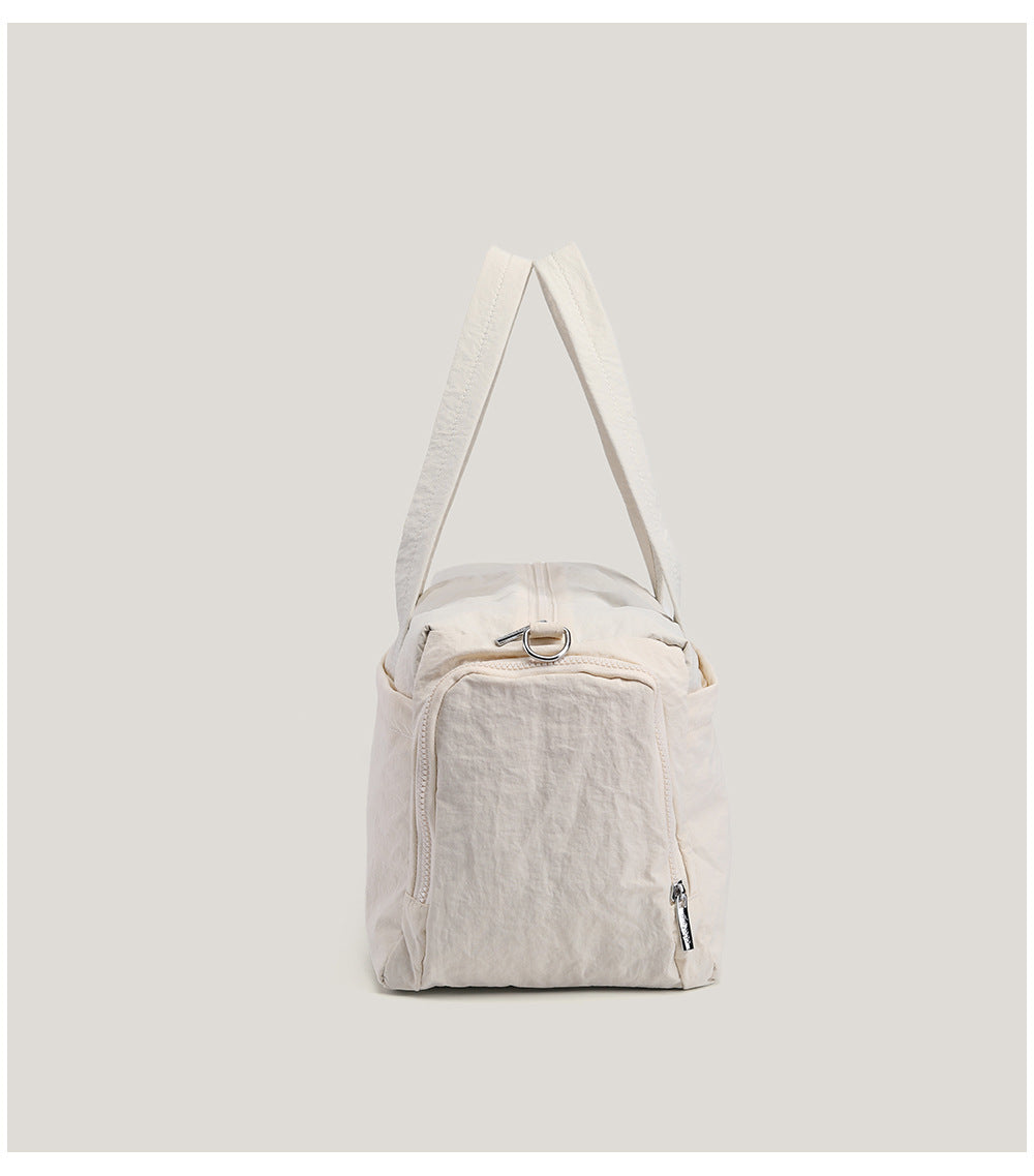1807# A Large Capacity Bag
