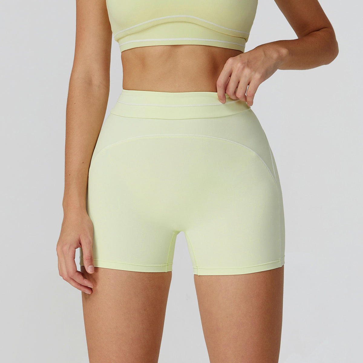 2052# A Women Yoga Bra Or Shorts