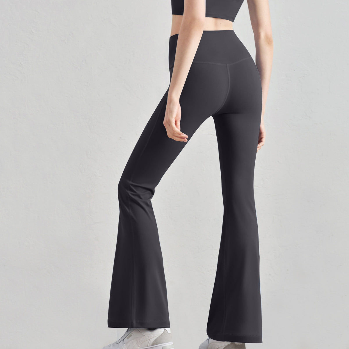 2805# A Women Flared Pants